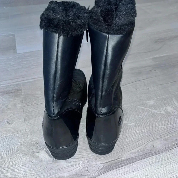 Totes rain and snow boots - black in color - Picture 3 of 5
